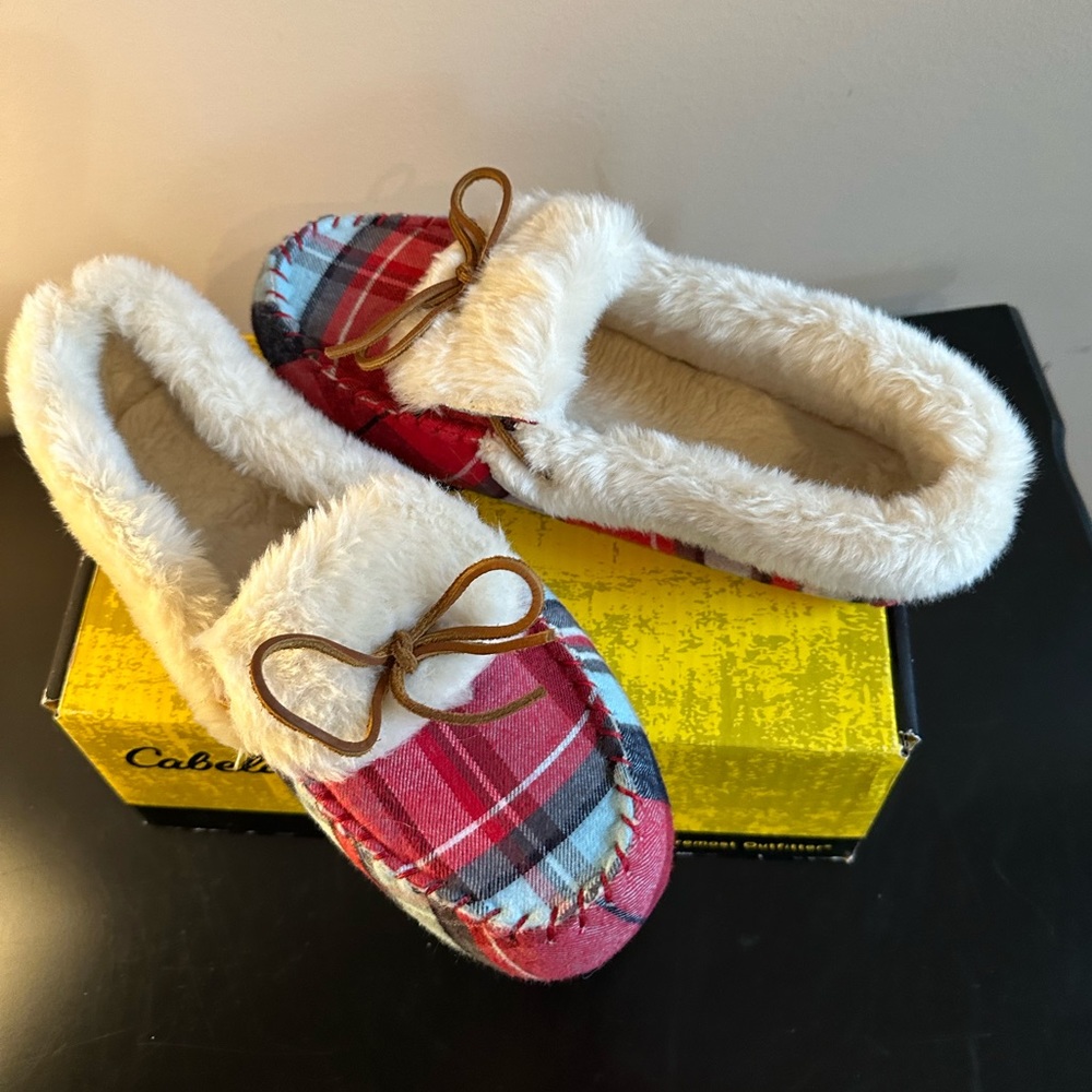 PLAID MOCCASINS W SZ 10 BNWT CABELA’S BRAND